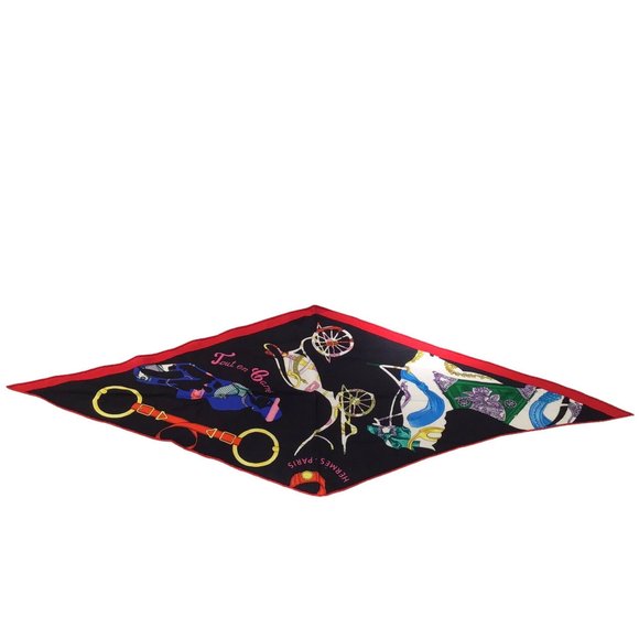 HERMES Triangle Scarf Rosange - Picture 4 of 10